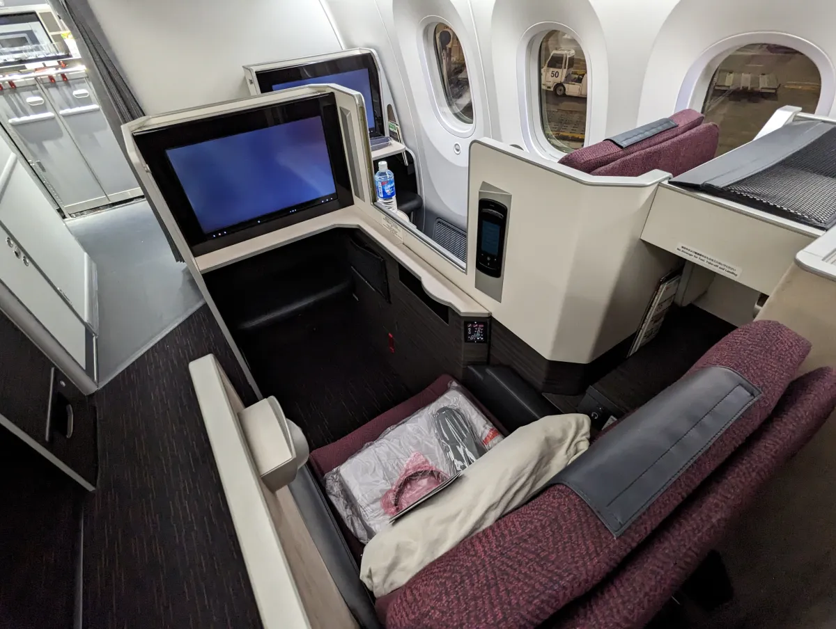 Japan Airlines Business Class Seat