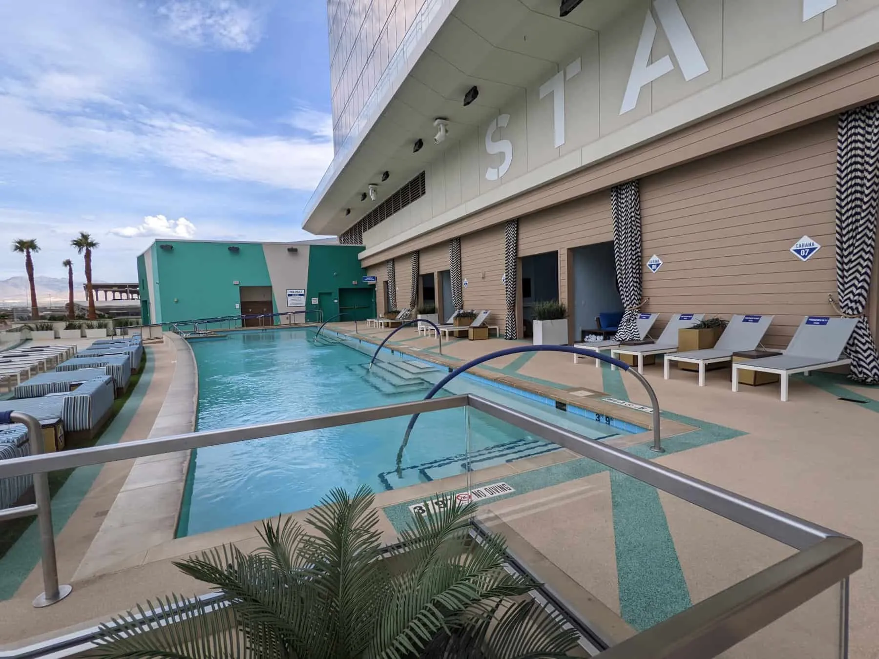 Hotel Review: Circa Las Vegas (Updated 2026)