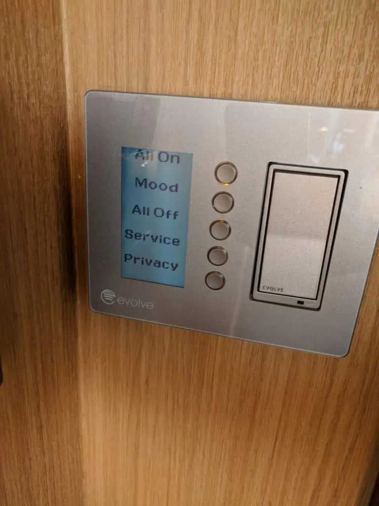 Hotel Guide Intercontinentals Of Los Angeles 001