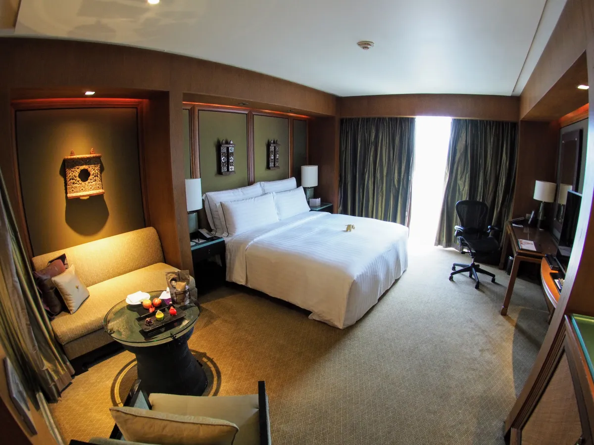 Conrad Bangkok Room
