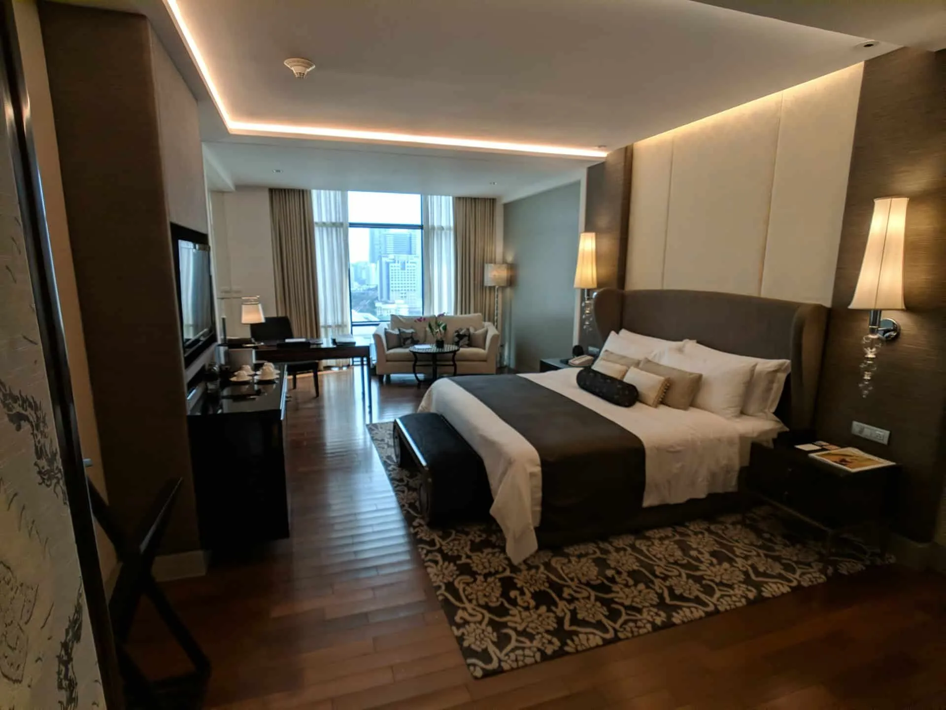 Hotel Review: St. Regis Bangkok (Updated 2026)