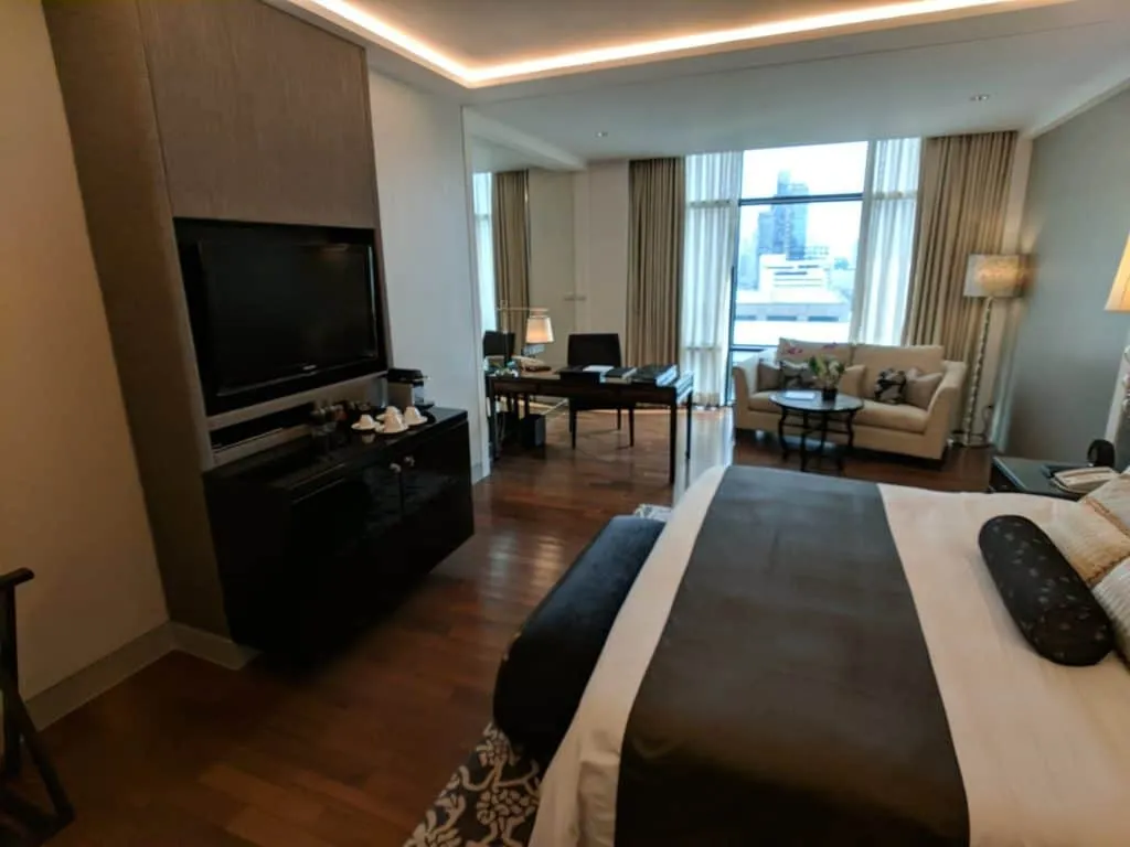 Hotel Review St Regis Bangkok 005