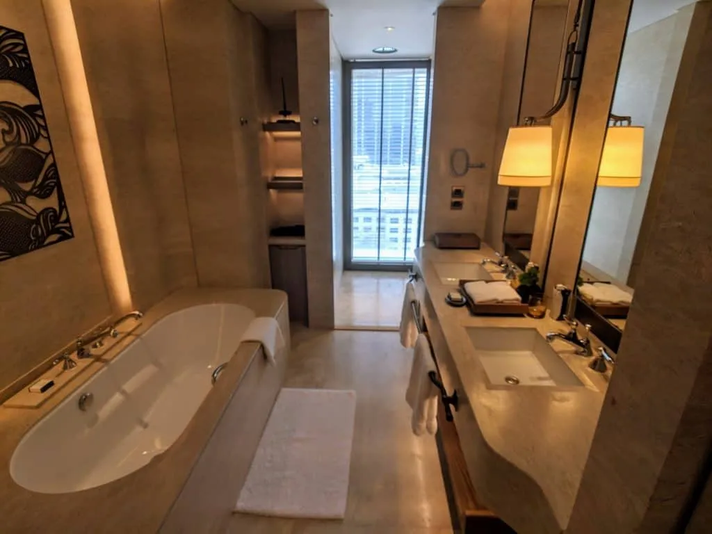 Waldorf Astoria Bangkok Hotel Review 017