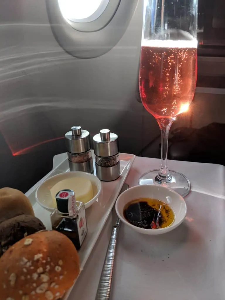 2019 Qatar Airways A320 Business Class Review 009